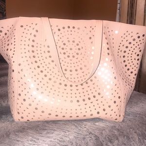 purse gift with purchase from bath and bodyworks